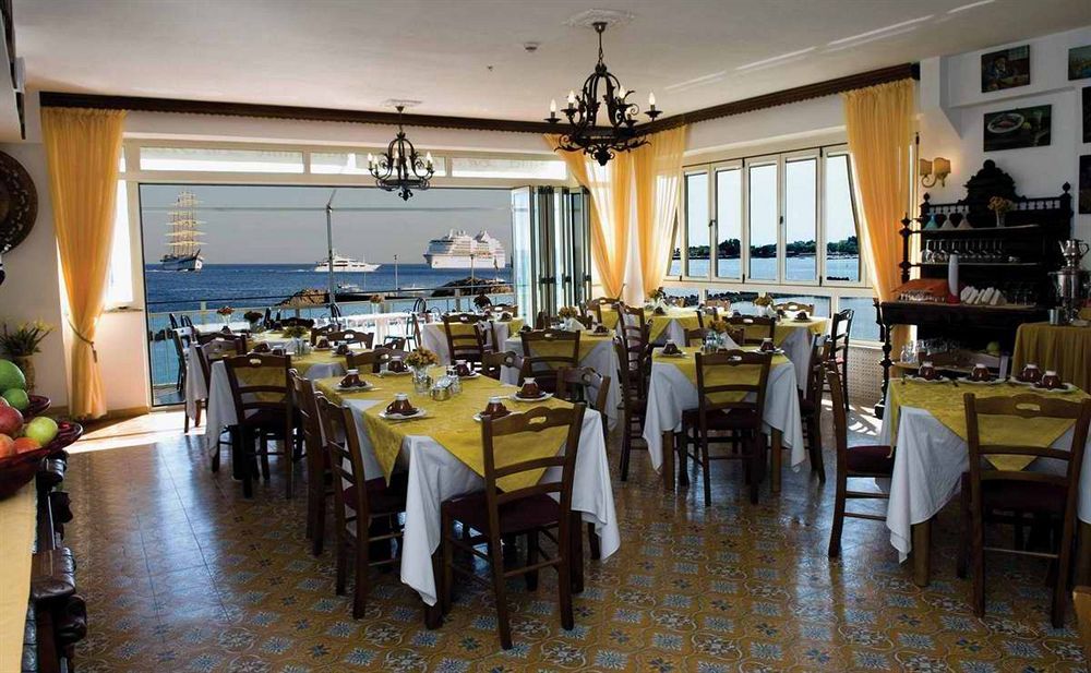 Hotel La Riva Giardini Naxos Exterior foto